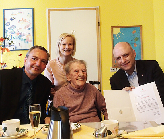 Margarete Exler feierte Ihren 90. Geburtstag im Haus St. Klemens