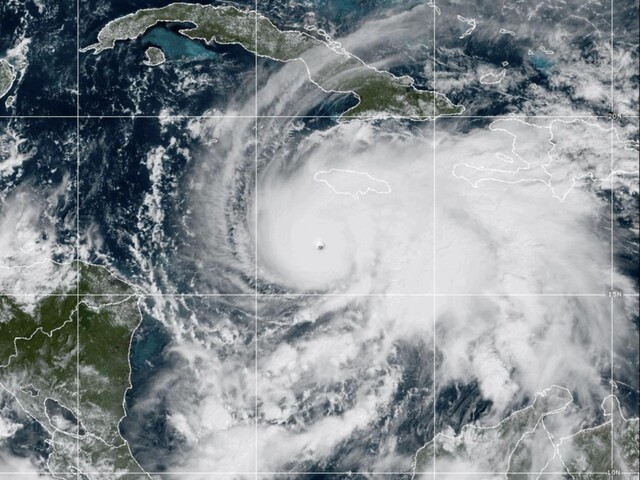 © NOOA Satellitenaufnahme von Hurrikan Melissa