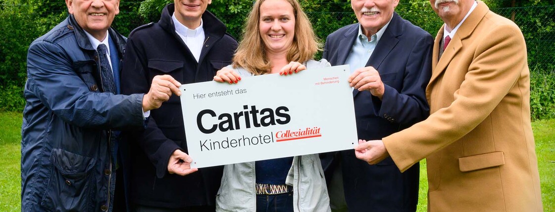 Scheckübergabe Kinderhotel
