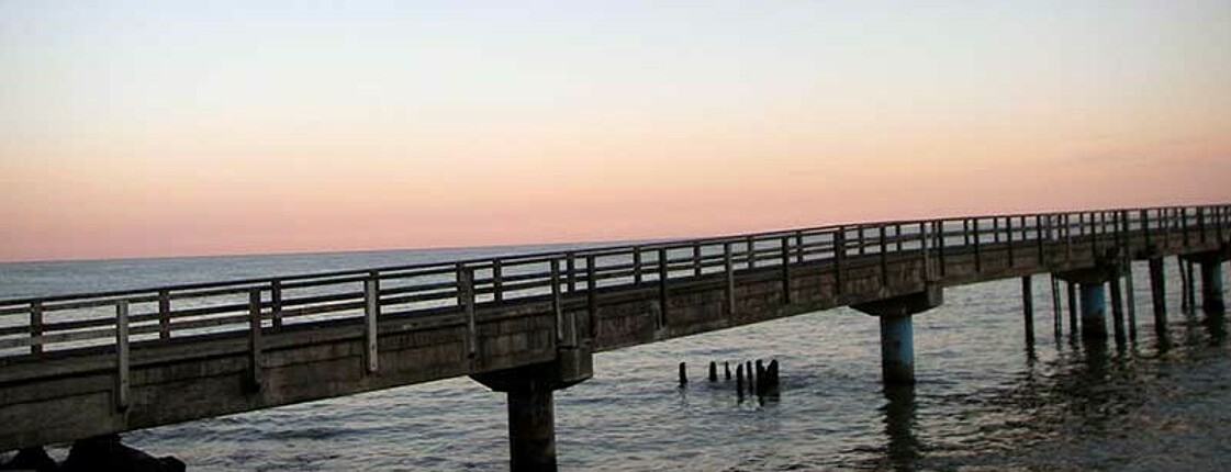 Brücke über Meer